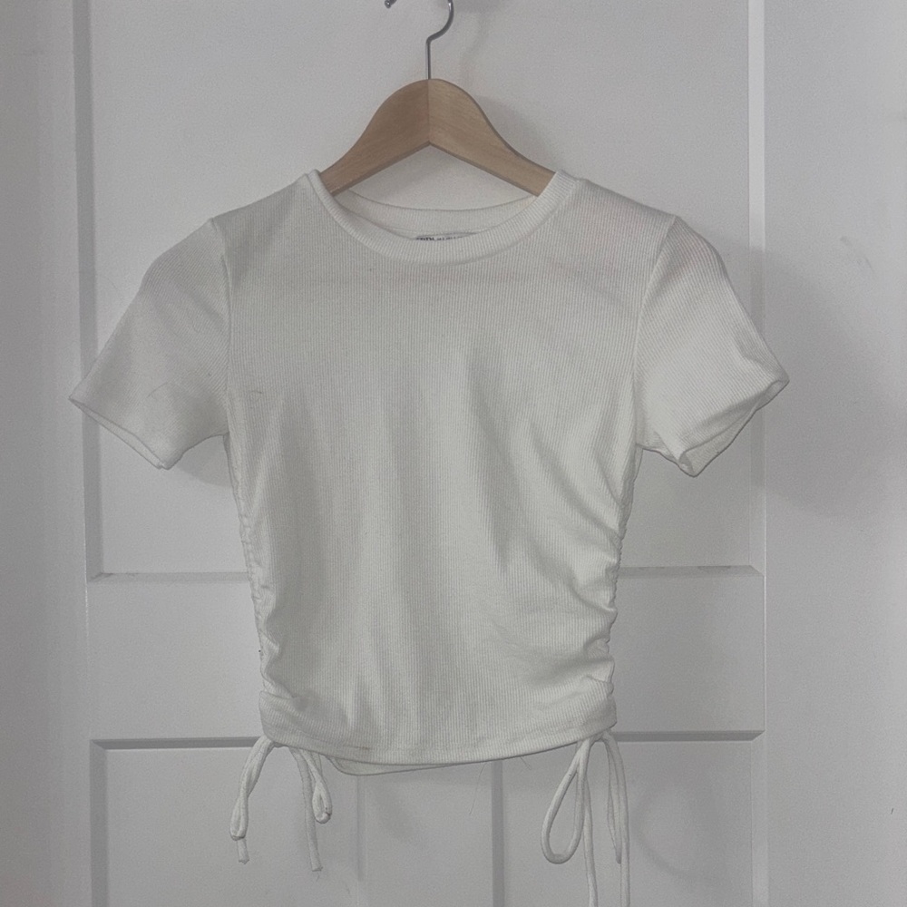 ZARA Women’s White Side Tie Crop